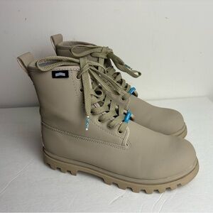 Native Johnny Treklite Hiking Boot WaterResistant Nubuck upper Lightweight Sz 7